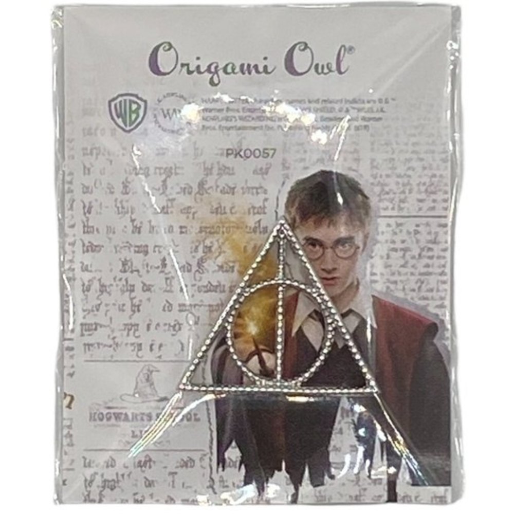 Origami Owl Harry Potter Deathly Hallows Window Shelf Charm - New in Bag